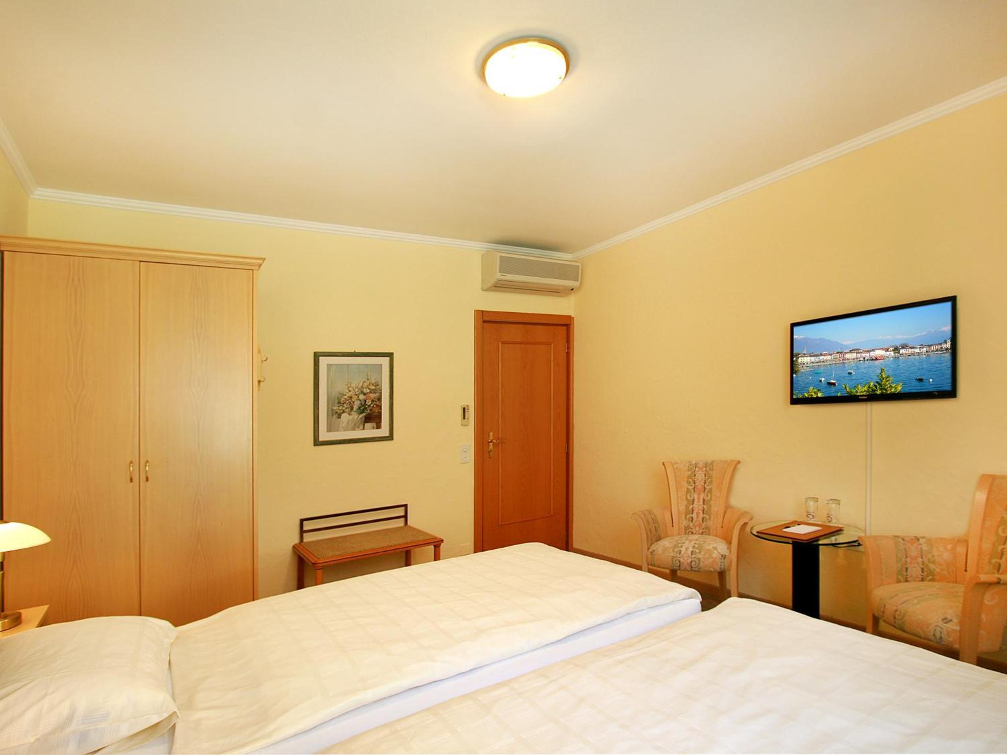 Hotel Garni Golf Ascona Exterior photo